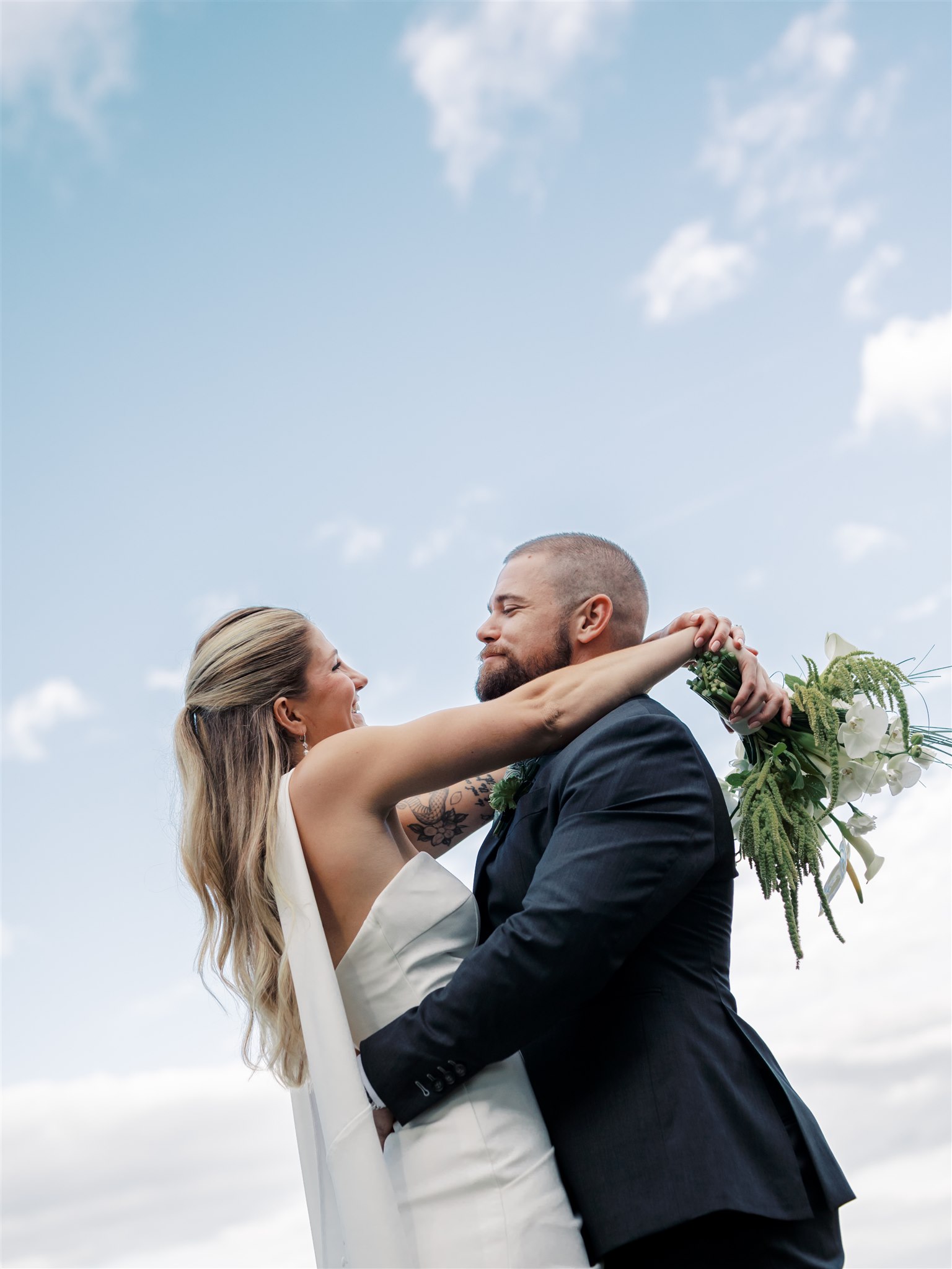 Intimate wedding ceremony at Inn the Ground in Oregon wine country